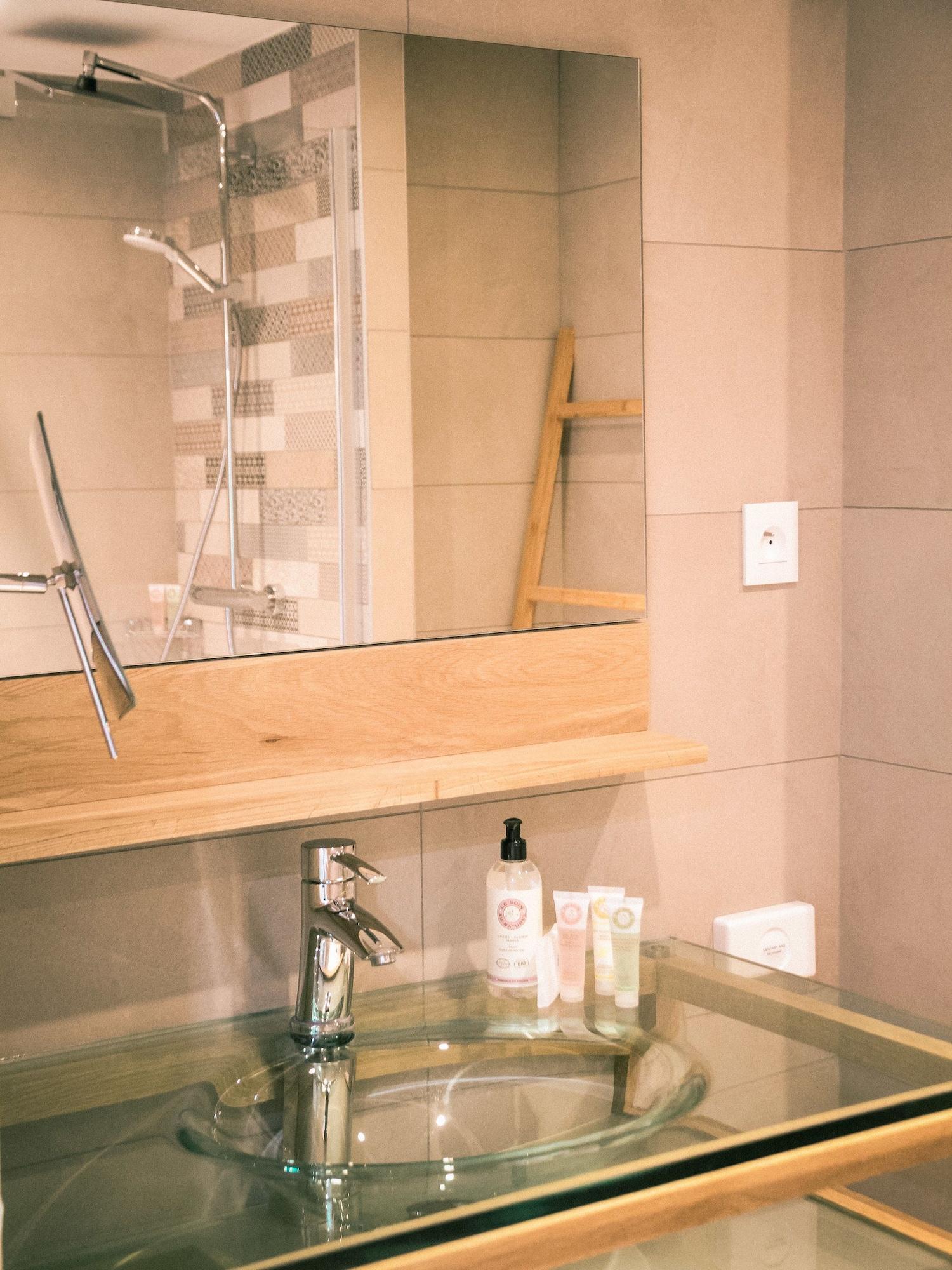 Western Riviera Hotel 4*